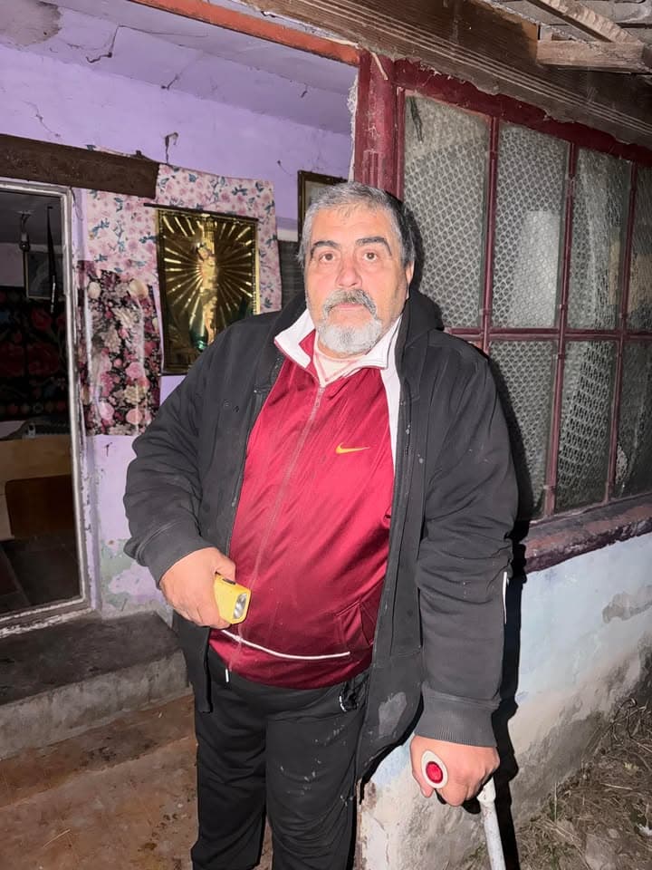 Constantin: singur, în frig, fără lumină